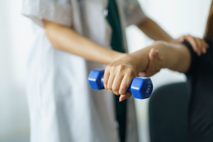 How an Orthopedic Surgeon Can Help With Chronic Pain Management How an Orthopedic Surgeon Can Help With Chronic Pain Management