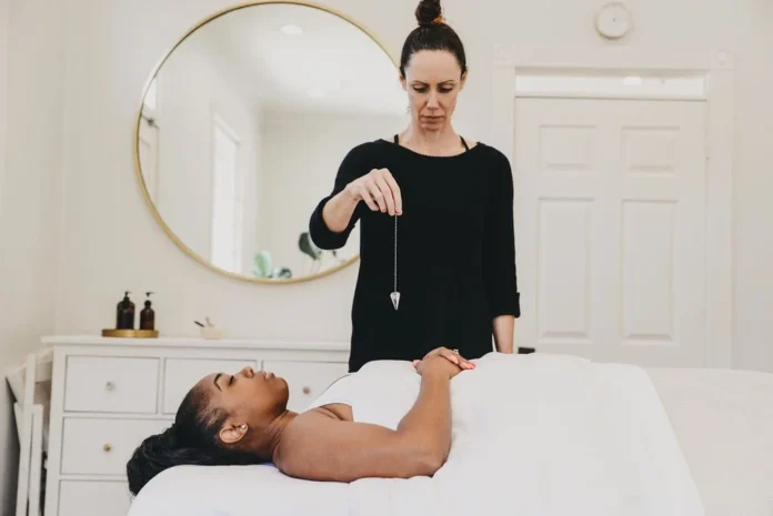The Benefits of Holistic Approaches in a Wellness Center The Benefits of Holistic Approaches in a Wellness Center